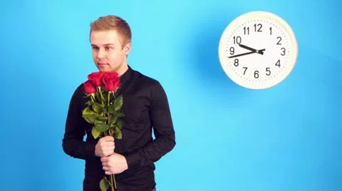 Waiting for her Stockbeeldmateriaal 20542923