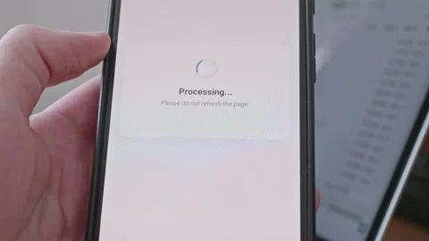 Waiting for payment processing on smartphone followed by transaction Vídeo Stock 335520501