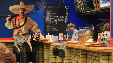 Waitress Video stock 913918