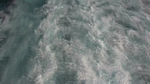 Wake behind ocean liner Stock Footage 100633