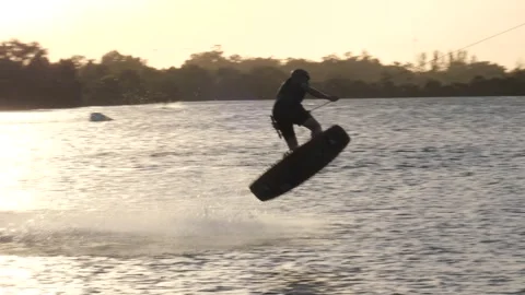 Wake Boarder Doing Half-Somersault Video stock 200845150