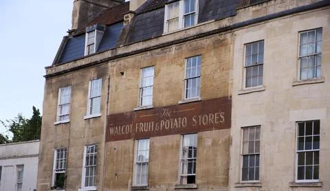 Walcot Fruit and Potato Stores sign on house in Bath Foto stock