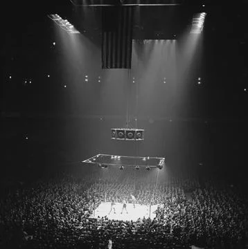 Walcott Vs Louis At MSG, New York, USA - 05 Dec 1947 Stock Photos