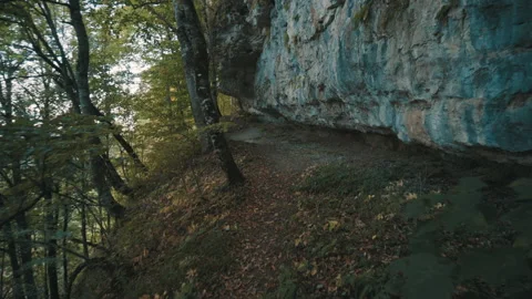 Walk along the cliffs Stock-Footage 94728933