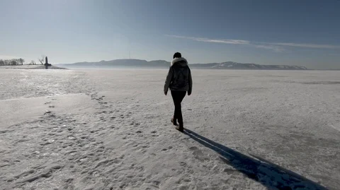Walk along the river in winter-4 Stock Footage 125233322