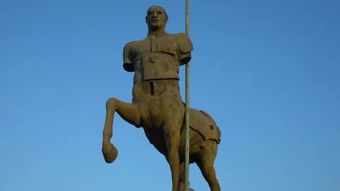 Walk around of the Centaur Statue Stock Footage 112622538