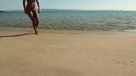 Walk on the beach Stock Footage 33666932