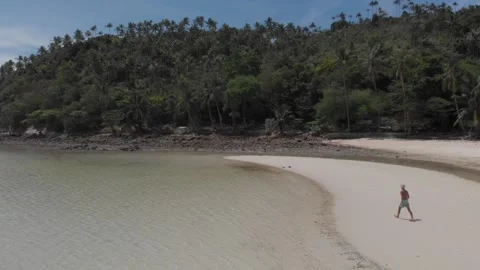 Walk on the Beach in Koh Phangan Vidéo 260430971