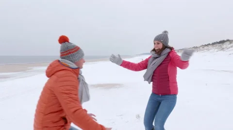 Walk on the beach so much fun Video stock 62711459