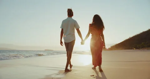 Walk on the Beach at Sunset Vidéo 196193466