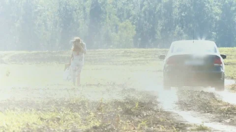 Walk in the field. Видео 78678396