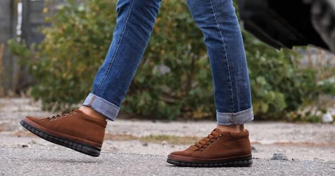 Walk 動画素材 110984142