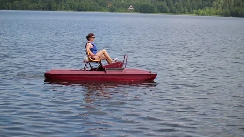 Walk on the lake Stock Footage 136334695