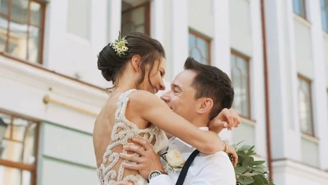 Walk For Newlyweds. Stock-Footage 111783660