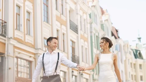 Walk For Newlyweds. Stock-Footage 111799352