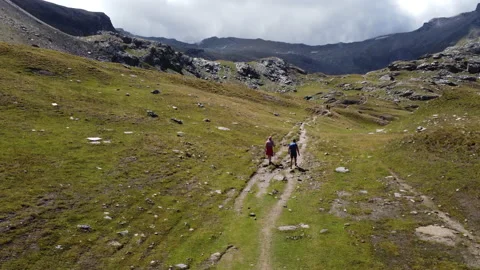 Walk in the park 動画素材 166543109