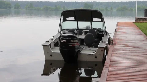 Walk on water on the boat Vídeo Stock 72840984