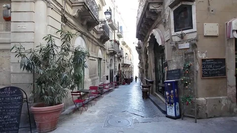 Walkin in Syracuse, Sicily Stock Footage 81149255