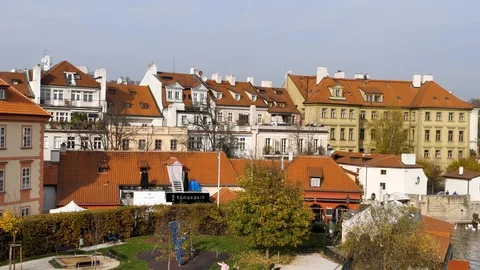 Walking along the old Prague. Architecture and art. 스톡 동영상 102962151