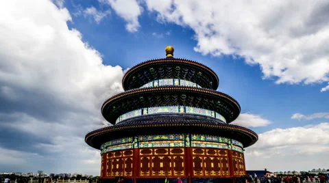 Walking around the Qinian Hall in the Temple of Heaven, Beijing, China. Stock-Footage 53853674