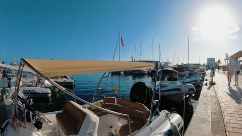 Walking around small boat docks Stock-Footage 124795218