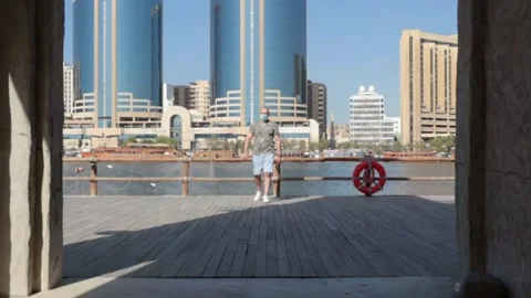 Walking away slow motion Vídeos de archivo 142059765