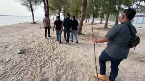 Walking on the beach Stock Footage 148493931