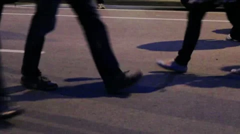 Walking Crowd At Night - Handheld Camera 스톡 동영상 12380889