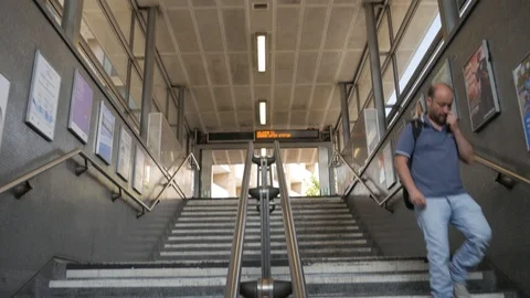 Walking down to the London Underground Video stock 92130755