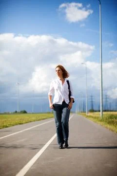 Walking empty road Foto stock