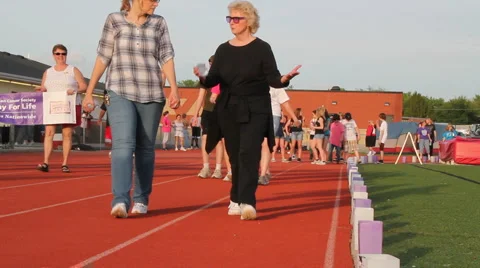 Walking to help cure cancer 動画素材 5299455