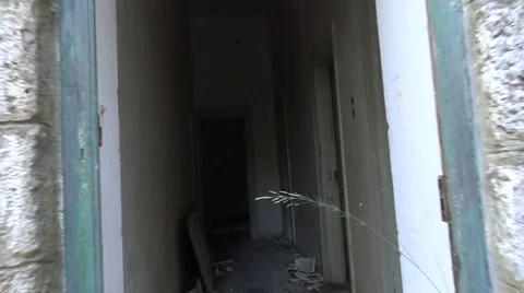 Walking Inside a Ruined House 動画素材 62741188