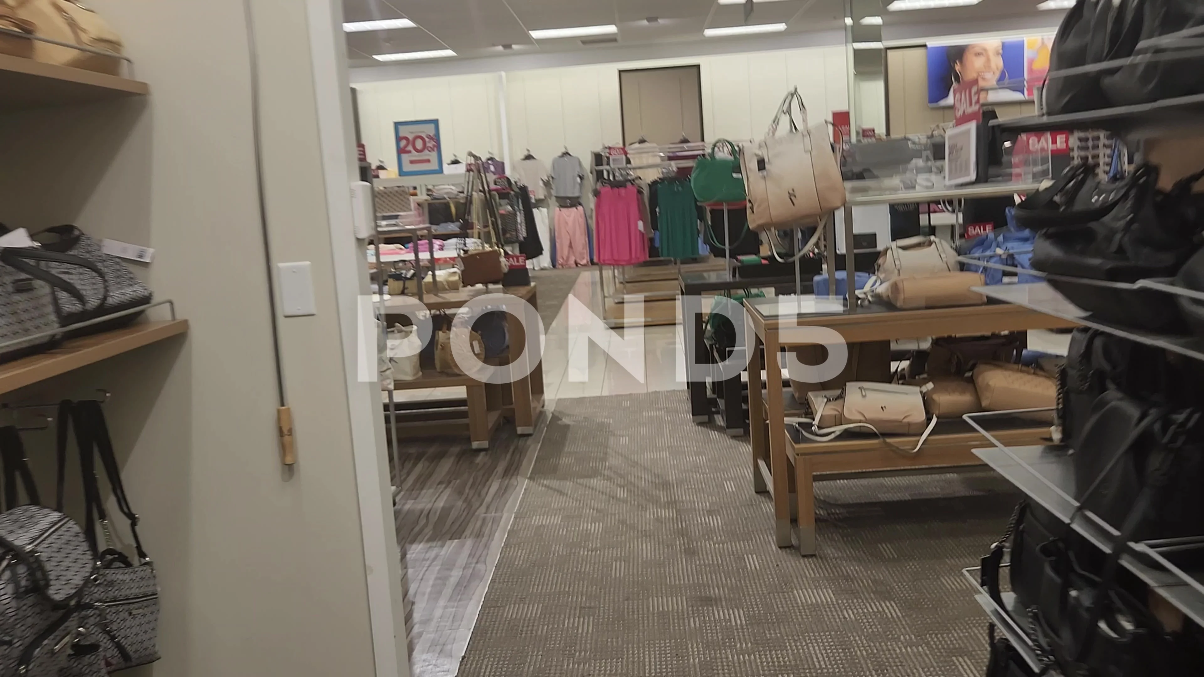 Walking Kohls Retailer Store Merchandise, Stock Video