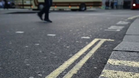 Walking in London 動画素材 99560313