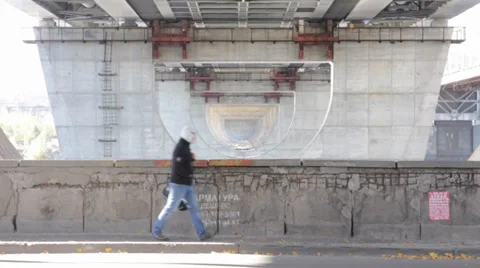 Walking man Stock Footage 32373708