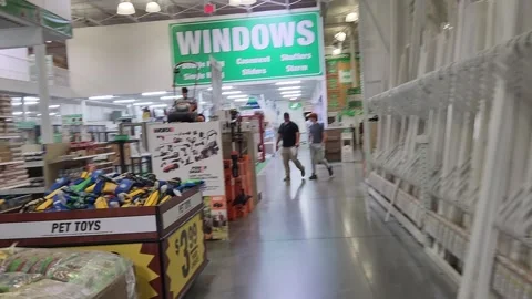 Walking Menards Retailer Store Windows Vidéo 244944464