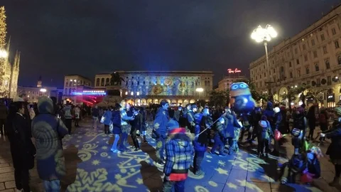 Walking in Milan for shopping Stock Footage 84303641