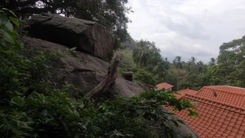 Walking up mountain 動画素材 160128785