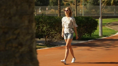 Walking in the park 스톡 동영상 107603632