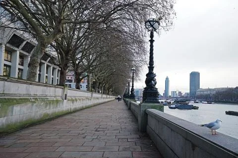 The walking path in front of The Elizabeth big ben Stock Photos