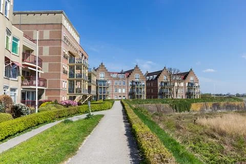 Walking path over the surrounding city wall of Gorinchem Stock-Fotos