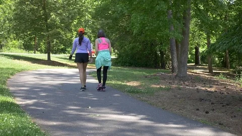 Walking Path Women Exercise Walker 库存影片 75084658