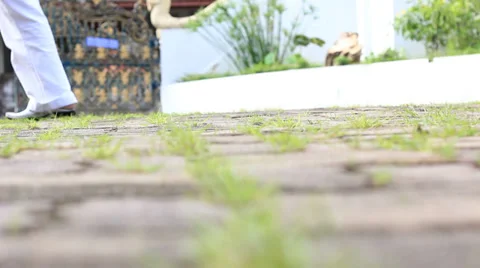 Walking people 库存影片 35697201