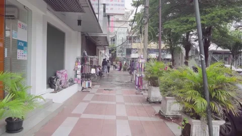 Walking on the sidewalk towards blok M, Jakarta. Stock Footage 221979791