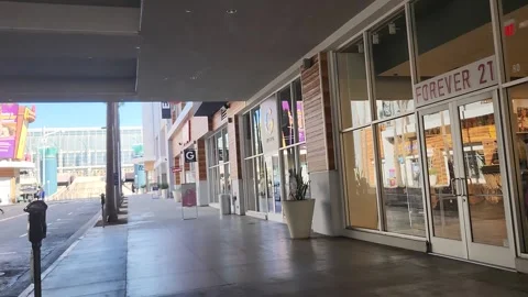 Walking Simon Mall Retailer Store Long Beach California Forever 21 Stock Footage 254893262