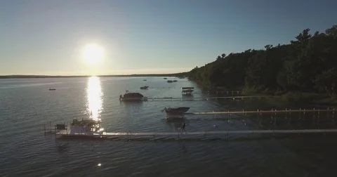 Walking Skis on Dock During Sunset 動画素材 79375986