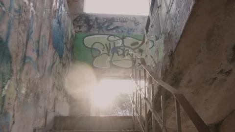 Walking up the stairs 動画素材 129243041