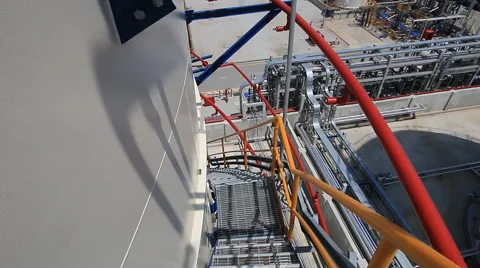 Walking on step of Tank storage 動画素材 42149401