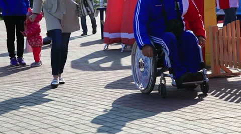 Walking on street 스톡 동영상 42777016