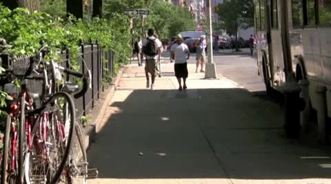 Walking on the street NYC 動画素材 10588072
